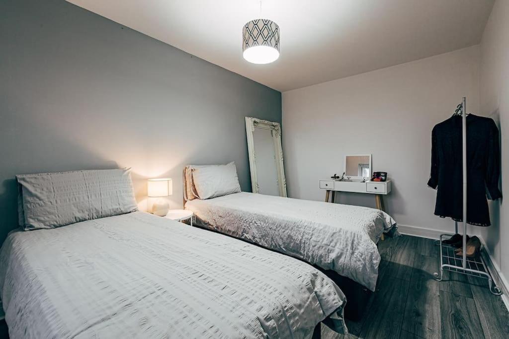 Park & Relax In 1Bd Central Liverpool Home Exterior foto