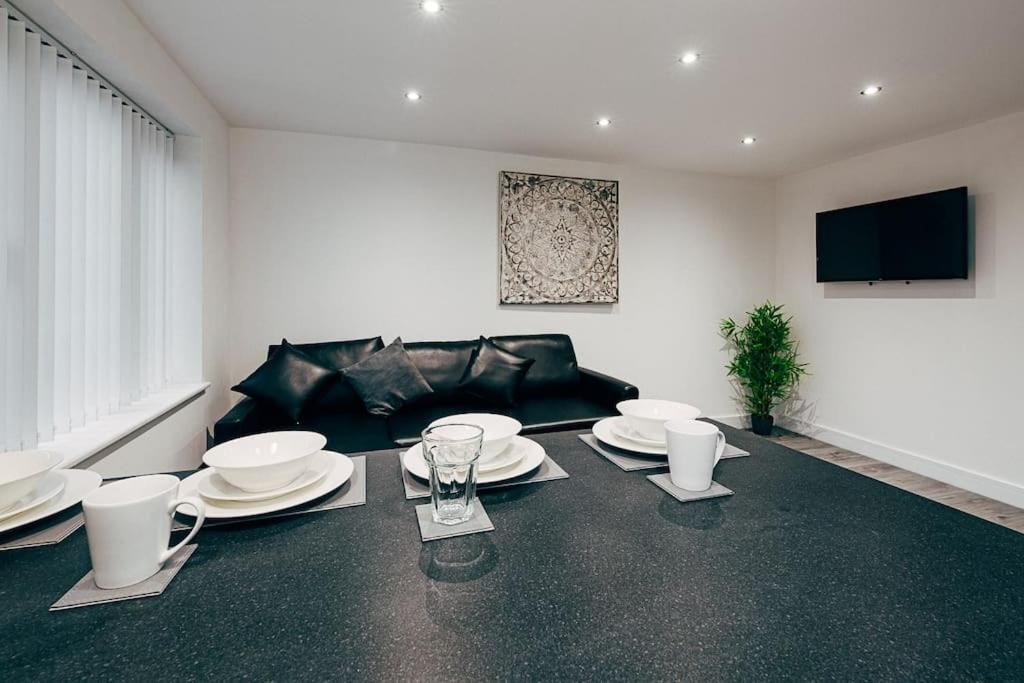 Park & Relax In 1Bd Central Liverpool Home Exterior foto