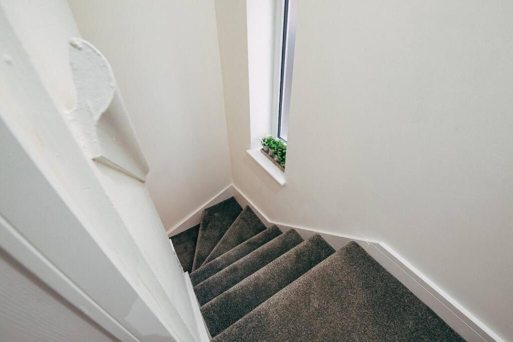 Park & Relax In 1Bd Central Liverpool Home Exterior foto